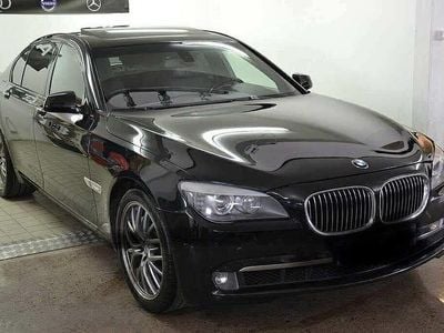 Begagnad 2009 BMW 750 Sedan | 1 234 kr