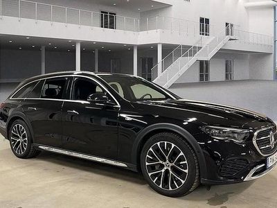 Svart Begagnad 2025 Mercedes E300 Premium Kombi | 739 000 kr (Marknadspris)