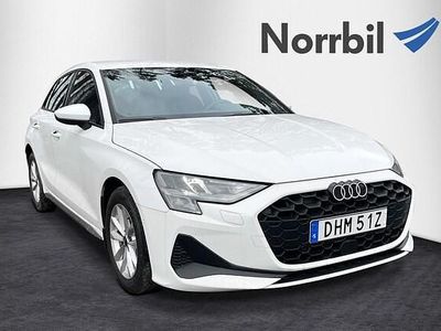 Vit Begagnad 2024 Audi A3 Proline Halvkombi | 289 900 kr (Lite dyr)