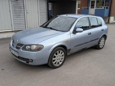 Nissan Almera
