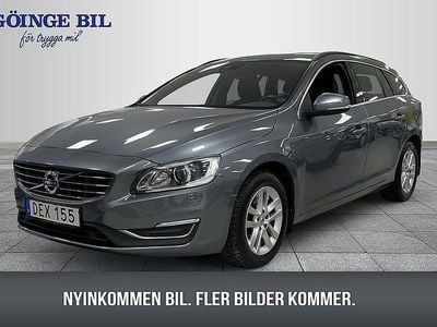 Grå Begagnad 2018 Volvo V60 Momentum Kombi | 179 000 kr (Bra pris)
