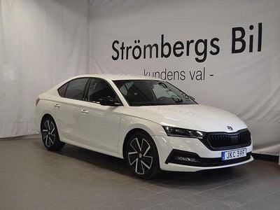 Begagnad Skoda Octavia Style 112 HK (82 kW) 2020 Vit Halvkombi