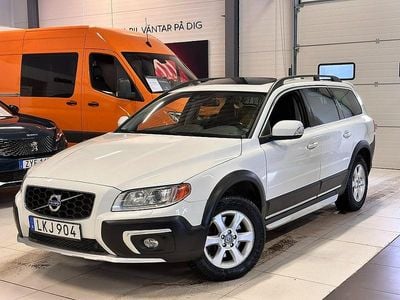 Begagnad Volvo XC70 Momentum 215 HK (158 kW) 2014 Vit Kombi