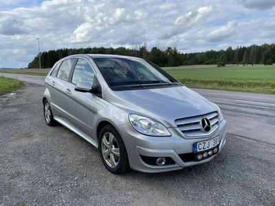 Mercedes B180