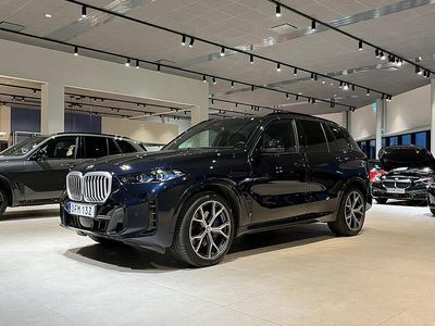 Svart Begagnad 2024 BMW X5 M Sport SUV | 859 000 kr (Marknadspris)