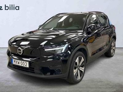 Svart Begagnad 2023 Volvo XC40 Single Motor SUV | 319 900 kr