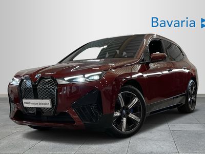 begagnad BMW iX xDrive40 Sportpaket Panorama H K ljudsystem Drag 2023, SUV