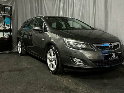 Begagnad Opel Astra 131 HK (96 kW) 2012 Grå Kombi