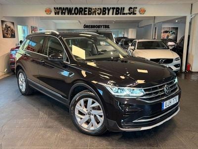 Svart Begagnad 2021 VW Tiguan Elegance SUV | 269 500 kr (Marknadspris)