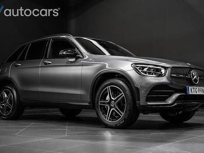 Grå Begagnad 2021 Mercedes GLC300e Premium SUV | 498 750 kr (Lite dyr)