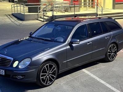 Mercedes E320