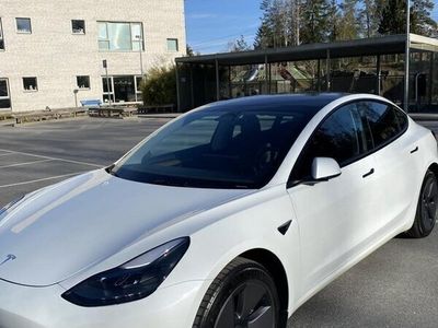 begagnad Tesla Model 3 standard range 283hk, 2023
