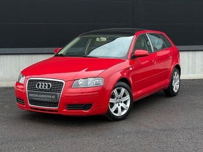 Begagnad Audi A3 Sportback Attraction 160 HK (117 kW) 2007 Röd Halvkombi
