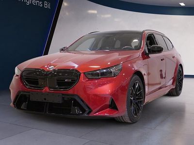 Ny BMW M5 Comfort Edition 2026 Röd Kombi