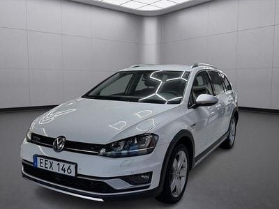 Begagnad VW Golf Alltrack 184 HK (135 kW) 2016 Vit Kombi