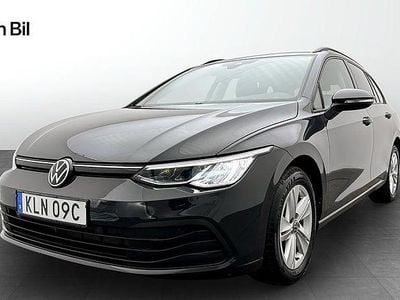 Urano grey Begagnad 2023 VW Golf VIII Kombi | 319 900 kr (Dyr)