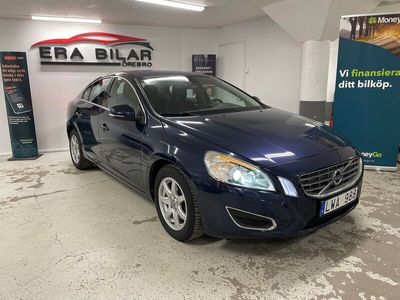 begagnad Volvo S60 D2 Momentum - 2 Ägare/Drag/NyKoppling/KamremBytt