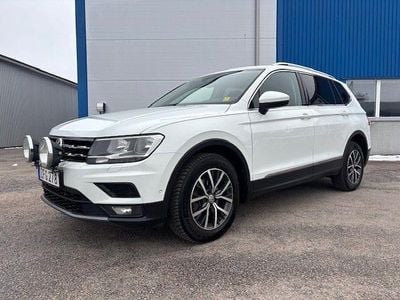 Begagnad VW Tiguan Allspace GT 190 HK (139 kW) 2017 Vit SUV