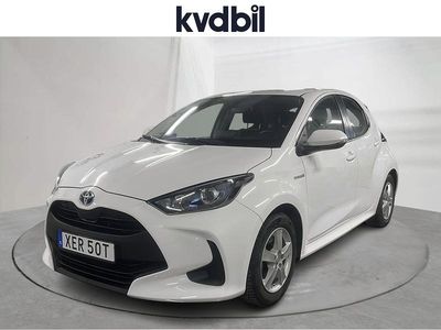Vit Begagnad 2020 Toyota Yaris Hybrid | 159 000 kr