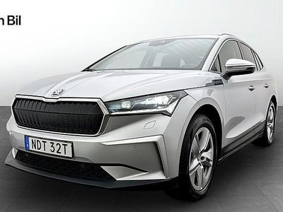 Silver Begagnad 2023 Skoda Enyaq iV SUV | 369 900 kr (Marknadspris)