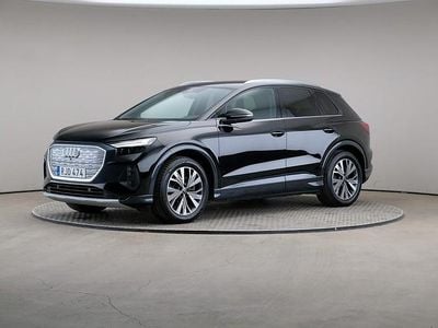 Begagnad Audi Q4 e-tron Advanced 150 kW (204 HK) 2021 Svart SUV