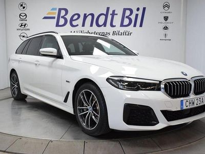 Alpine white Begagnad 2023 BMW 530 M Sport Kombi | 394 500 kr