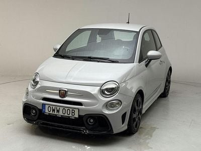Grå Begagnad 2022 Abarth 595 | 159 000 kr (Marknadspris)