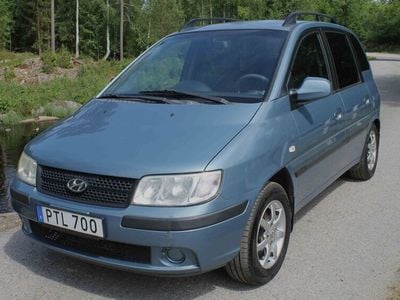Begagnad Hyundai Matrix 123 HK (90 kW) 2007 Ljusblå Minibuss