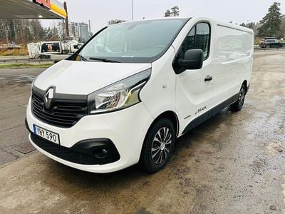 Begagnad 2017 Renault Trafic Minibuss | 105 000 kr (Superpris)