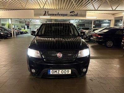 Svart Begagnad 2015 Fiat Freemont Sport SUV | 99 900 kr (Lite dyr)