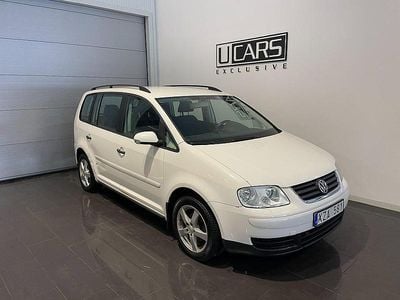 Begagnad VW Touran Conceptline 109 HK (80 kW) 2006 Vit Minibuss