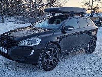 Svart Begagnad 2014 Volvo XC60 SUV | 139 000 kr
