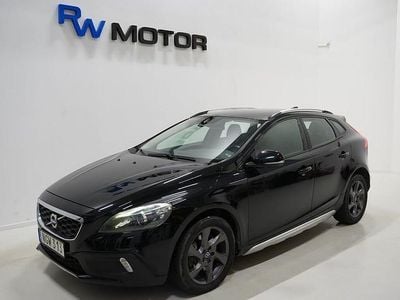 Begagnad Volvo V40 CC Summum 150 HK (110 kW) 2014 Svart Kombi