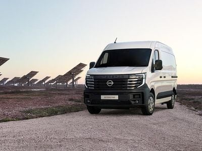 Ny Nissan Interstar 2025 Van