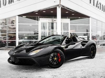 Begagnad Ferrari 488 670 HK (492 kW) 2017 Svart Cab