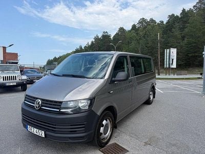 VW Caravelle