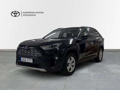 Svart Begagnad 2020 Toyota RAV4 Hybrid Executive SUV | 318 700 kr (Marknadspris)