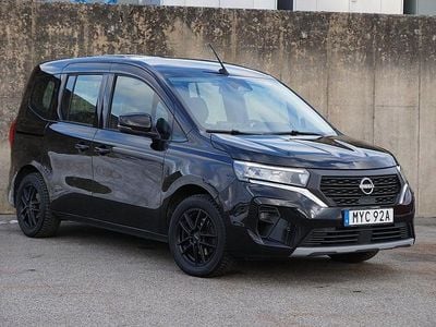 Svart Begagnad 2022 Nissan Townstar Kombi | 179 000 kr (Marknadspris)