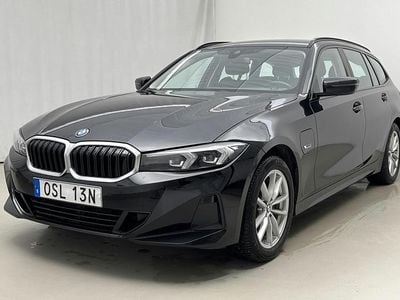 Begagnad BMW 330 292 HK (214 kW) 2023 Svart Kombi