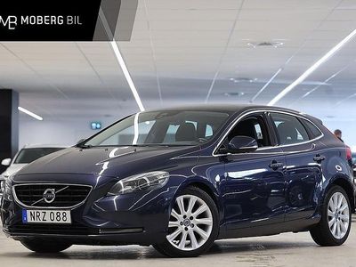 Begagnad Volvo V40 Momentum 116 HK (85 kW) 2014 Blå Halvkombi