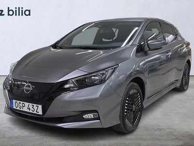 Grå Begagnad 2023 Nissan Leaf N-Connecta Halvkombi | 199 000 kr (Superpris)