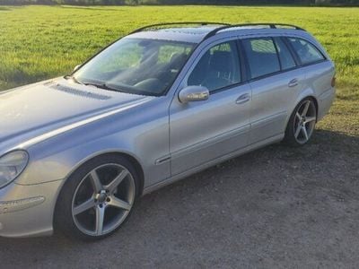 Mercedes E280