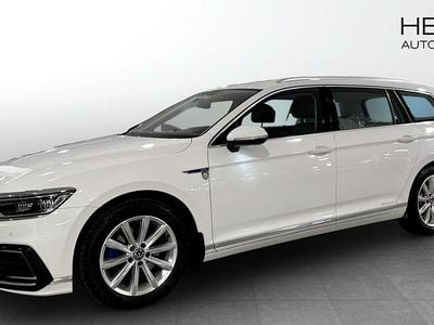 Vit (white) Begagnad 2021 VW Passat GTE Kombi | 219 900 kr (Bra pris)