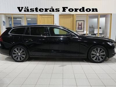 Svart Begagnad 2022 Volvo V60 Core Kombi | 329 900 kr (Bra pris)