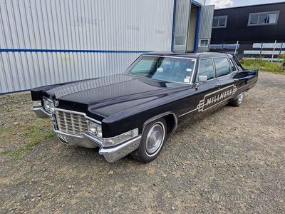 begagnad Cadillac Fleetwood Seventy-Five Sedan 7.7 V8 OHV Hydra-Matic 381hk