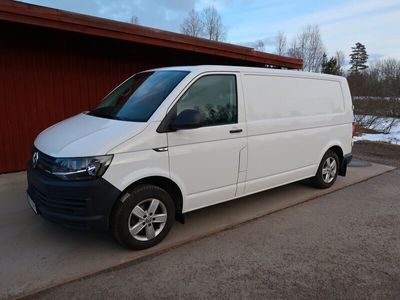 begagnad VW Transporter T30 2.0 TDI Euro 6 Lång / V-inredning