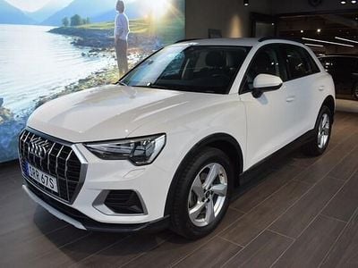 Vit Begagnad 2022 Audi Q3 Advanced SUV | 339 000 kr (Lite dyr)