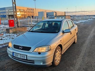 Begagnad Opel Astra 101 HK (74 kW) 2003 Sedan