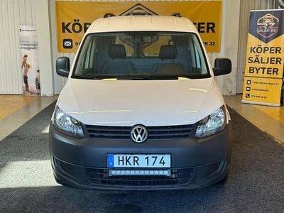 Vit Begagnad 2015 VW Caddy Minibuss | 59 900 kr (Marknadspris)
