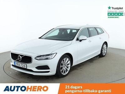 Vit Begagnad 2018 Volvo V90 Momentum Kombi | 265 000 kr (Marknadspris)